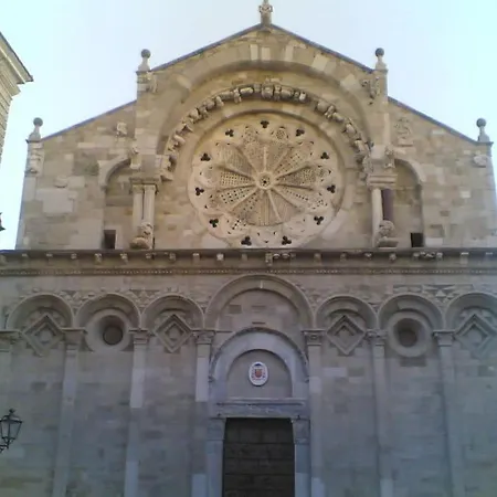 14 Posti Con Cucina E Parcheggio Privato Gratuito Апартаменты *