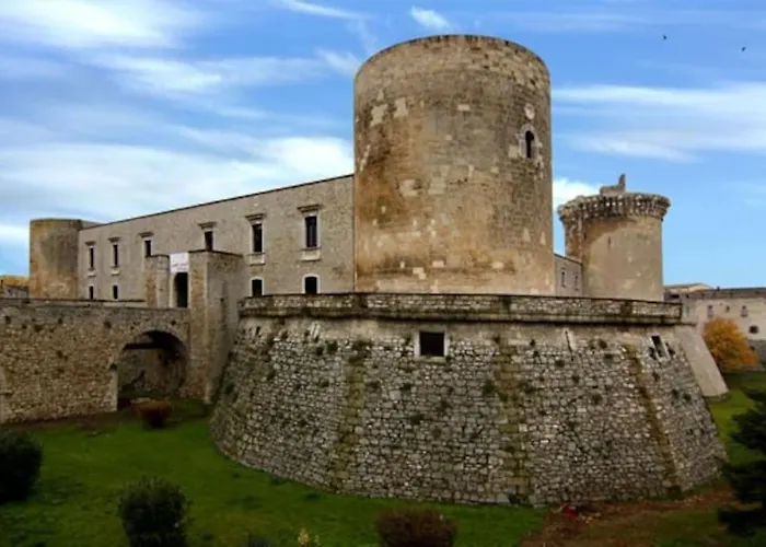 14 Posti Con Cucina E Parcheggio Privato Gratuito Apartment *