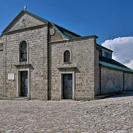 Apartament 14 Posti Con Cucina E Parcheggio Privato Gratuito