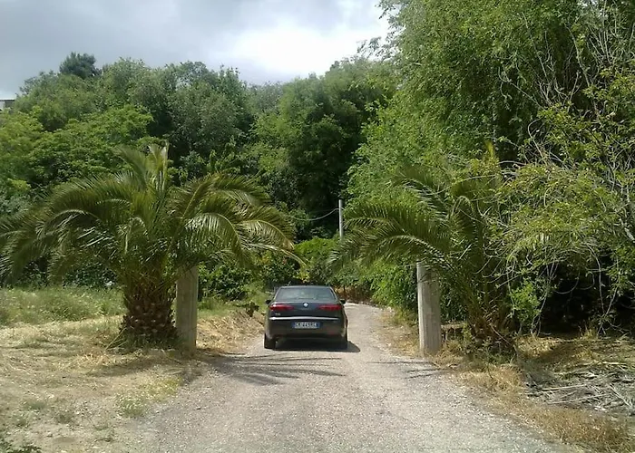 14 Posti Con Cucina E Parcheggio Privato Gratuito