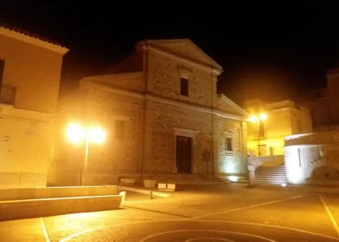 14 Posti Con Cucina E Parcheggio Privato Gratuito Apartament Candela