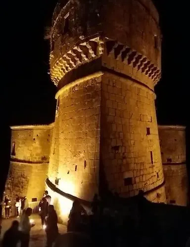 14 Posti Con Cucina E Parcheggio Privato Gratuito Apartament