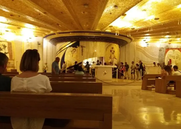 14 Posti Con Cucina E Parcheggio Privato Gratuito 坎德拉